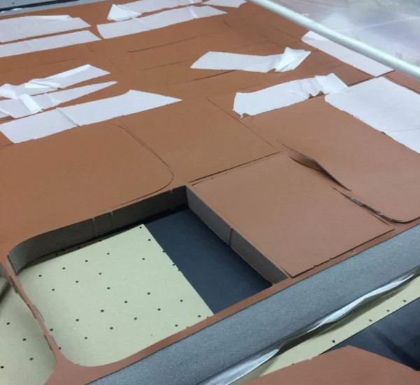 Factory Directly Provide garment jacket flocking cloth fabric carpet car interior CNC cutting machine