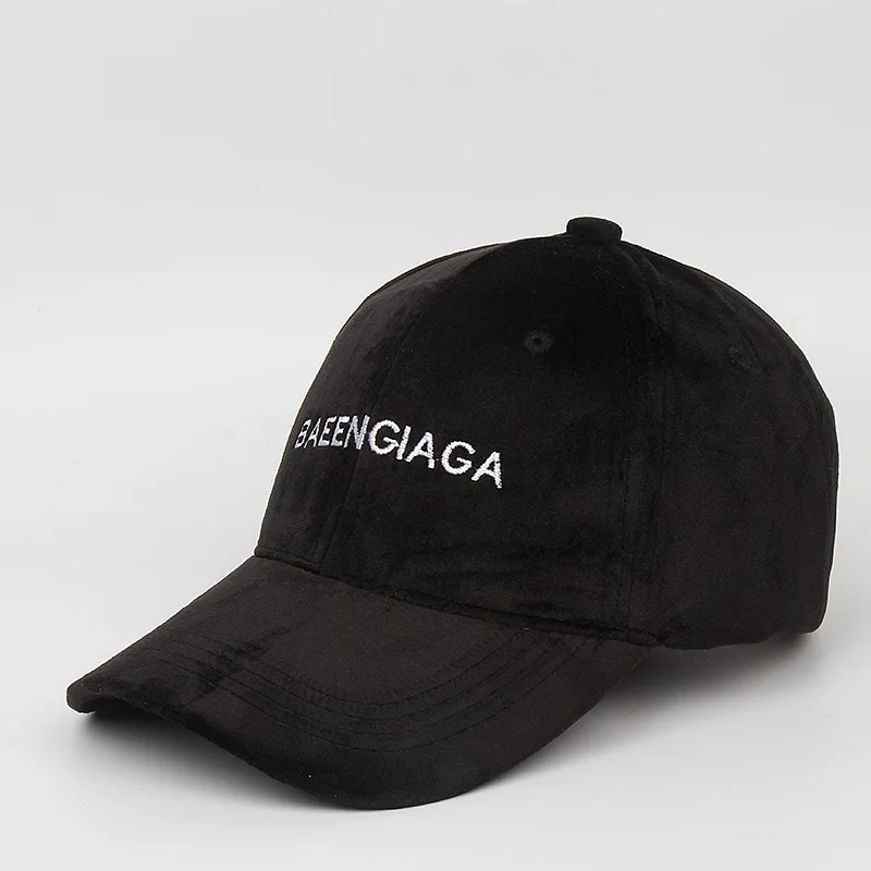 2023 Fashion luxury custom embroidered beautiful velvet baseball cap for men and women