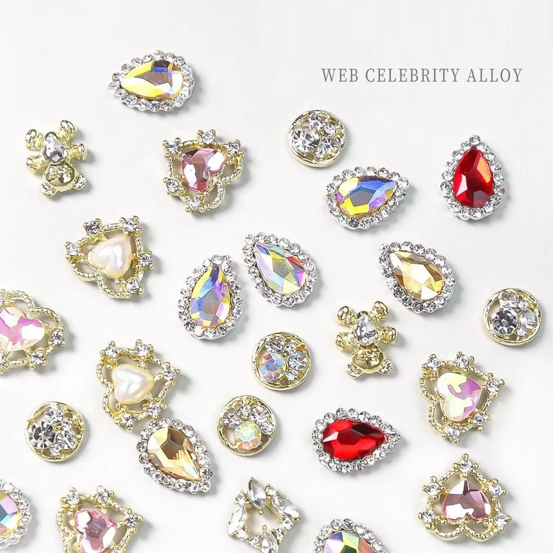 High Quality 3D Metal Alloy Nail Art Accessories Nail Art Stones Charms Love Heart Crystal Rhinestone Bulk