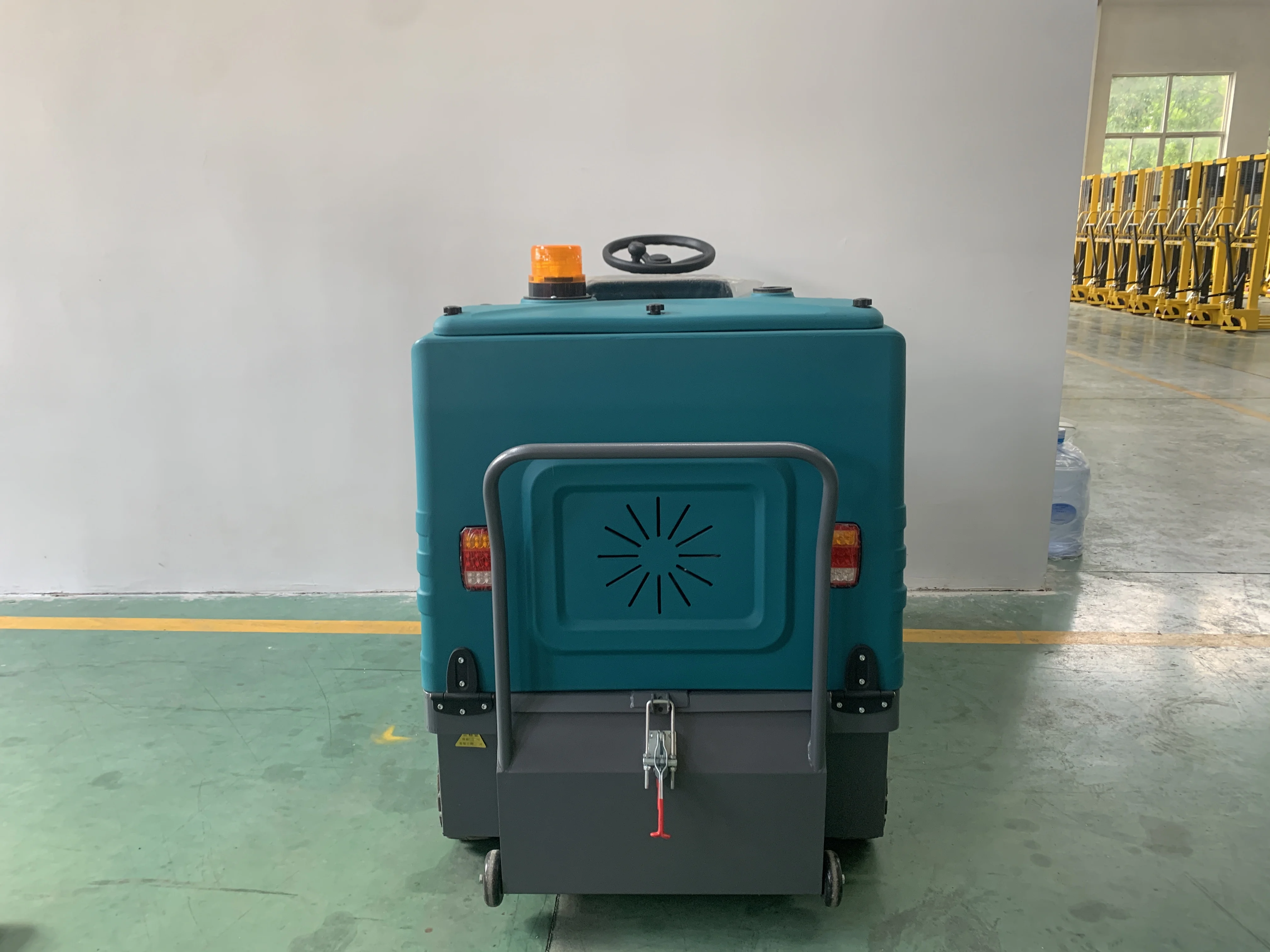 EVERLIFT Washing/mopping/drying 3 In 1 Automatic Sweeper For street sweeper machine Washing Cleaning Scrubber Machine Price