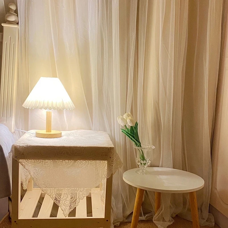 Korean Retro Pleated Table Lamp Nordic Solid Wood Table Lights Study Reading Table Lamps For Bedroom Home Decoration Lighting
