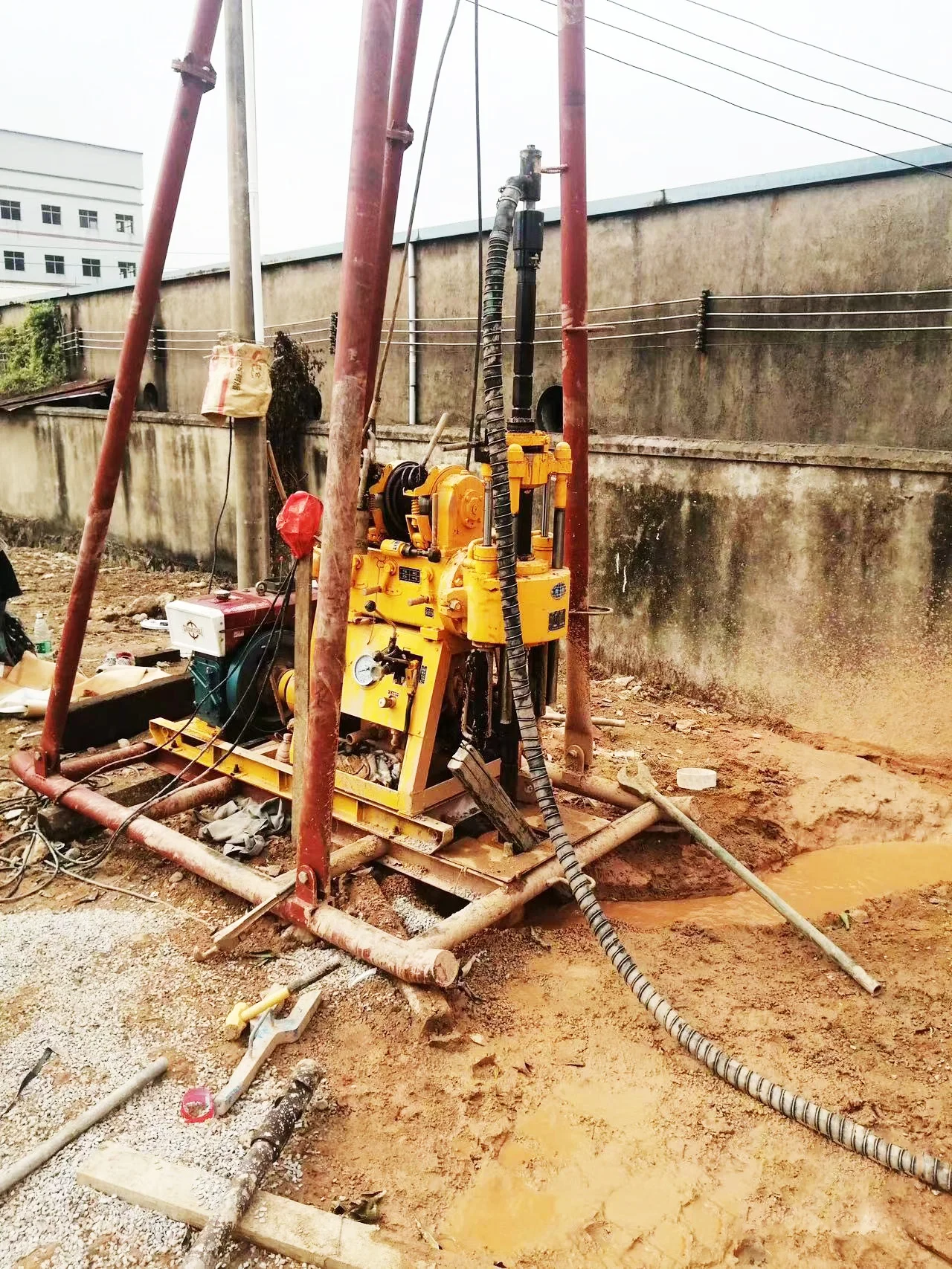 Good Price 100m 150m 200m Deep Hole Water Well Drilling Rig With Mud Pump For  Underground Borehole Machine Equipments