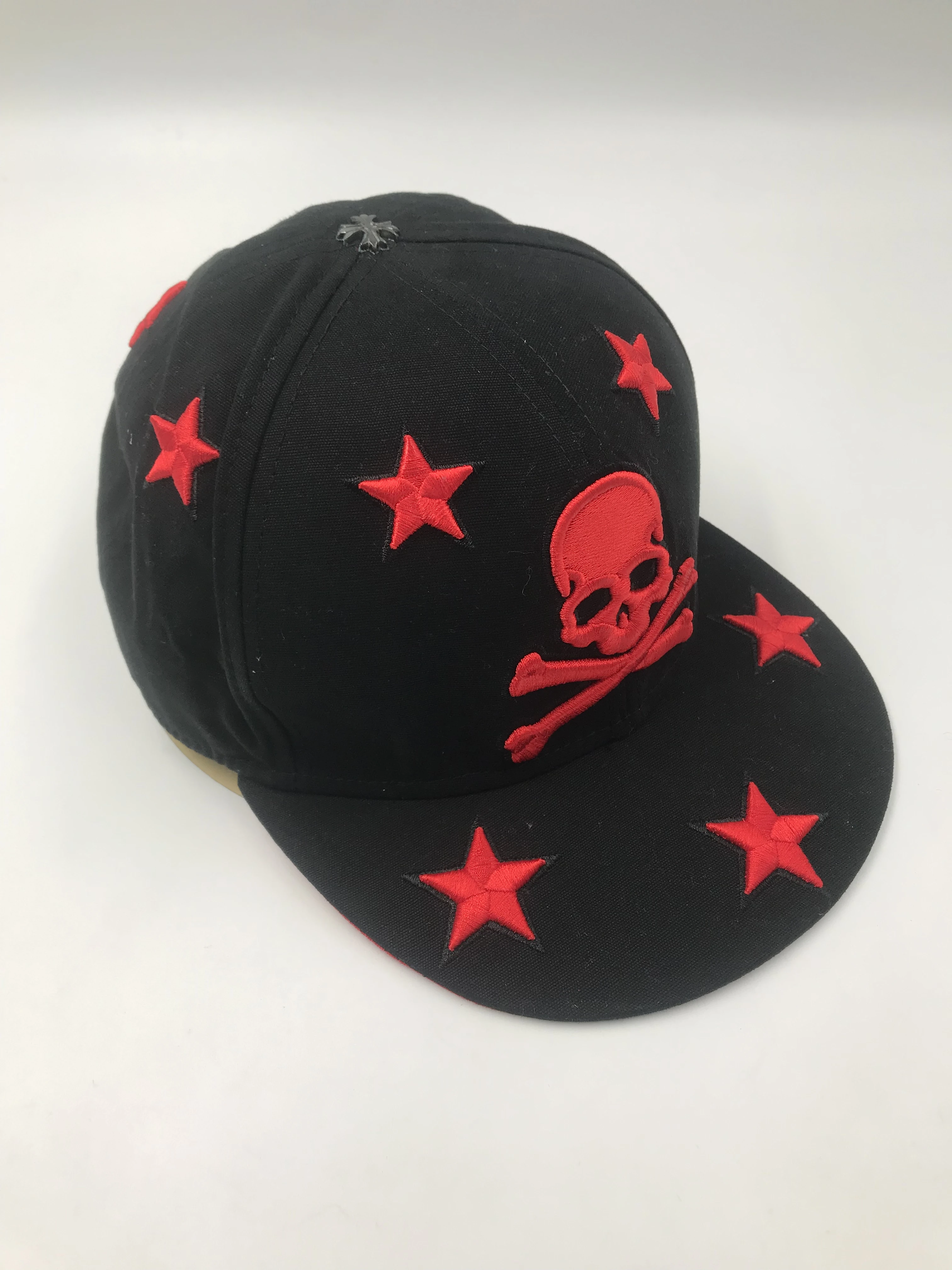 Custom Star Embroidery Logo Vintage Skull Metal Cap 6 Panel Flat Brim Fitted Snapback Cap Hats