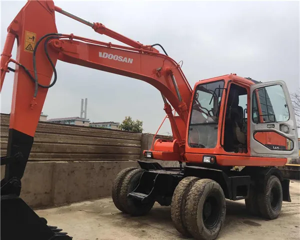 Used wheel excavator daewoo solar S140WV excavator machine for sale, DOOSAN excavator used S140WV