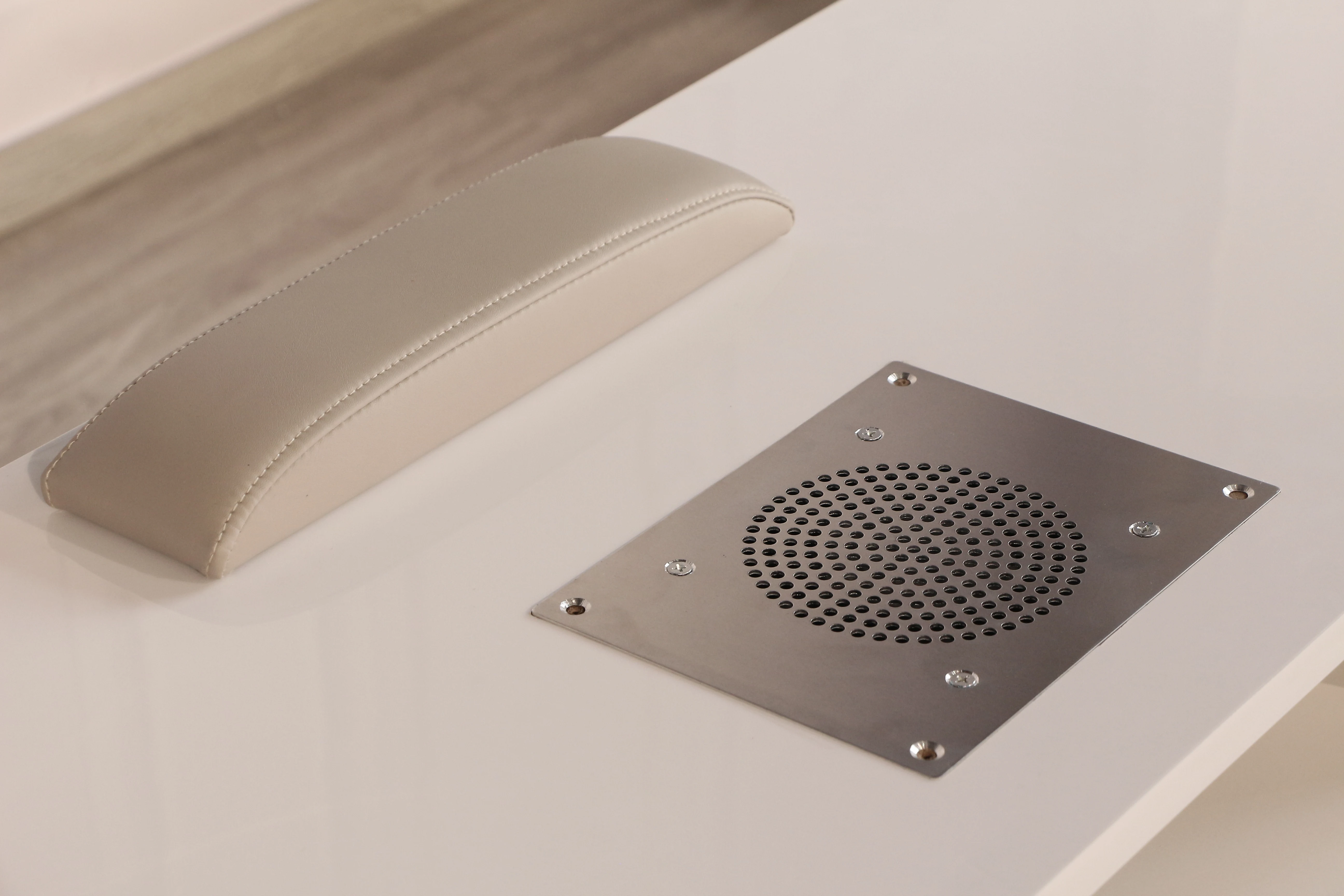 Cheap nail station white rectangle marble top golden legs nail manicure nail table for beauty shop