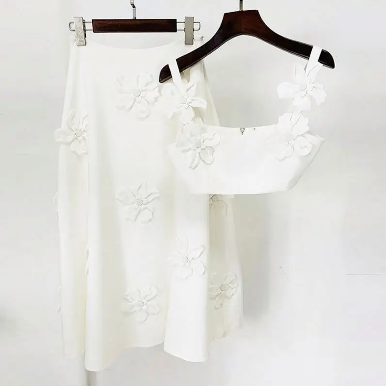 2024 new star fashion spaghetti-strap camisole top three-dimensional flower mid-length dress set two-piece set