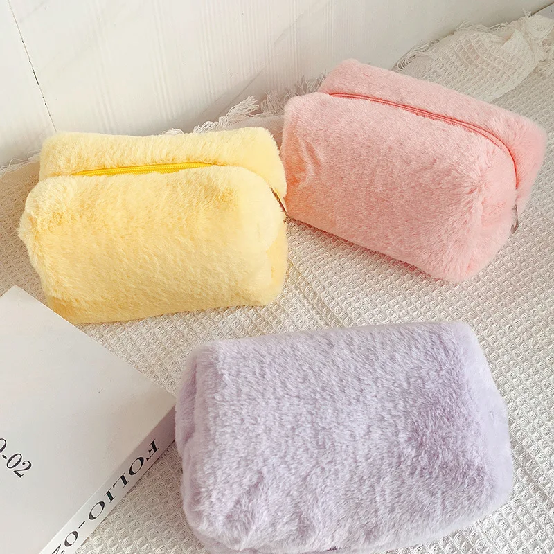wholesale travel cosmetic bag lady plush makeup bag cute stylish cosmetic pouch bag for women