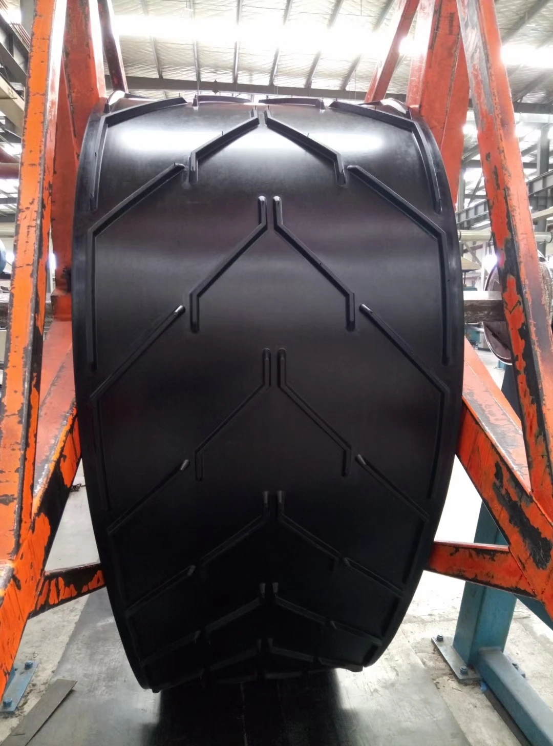 Profiled Chevron Rubber Conveyor Belt,Rubber Conveying Belt Profile & Patterned Rubber Belts