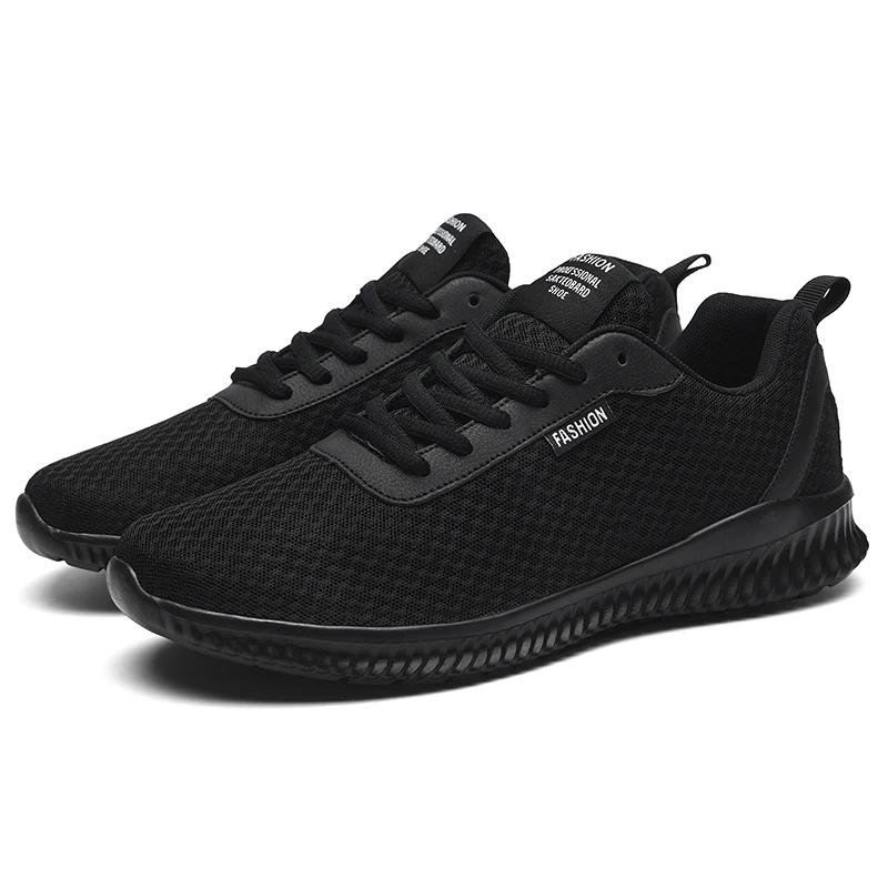 Large size ultralight breathable net running outdoor river tracing and hiking four seasons shoes