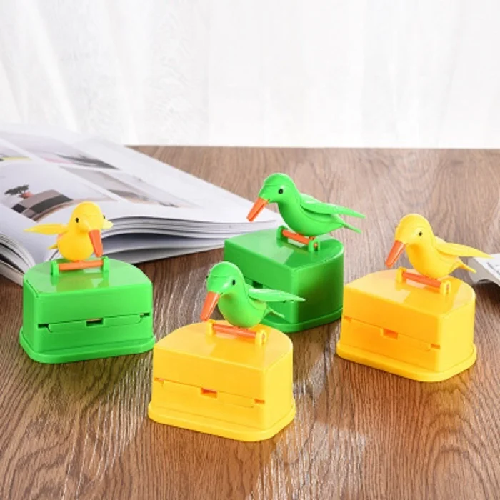 
Amazon Hot Sale Products Home Creative Press Plastic Toothpick Holder Box 