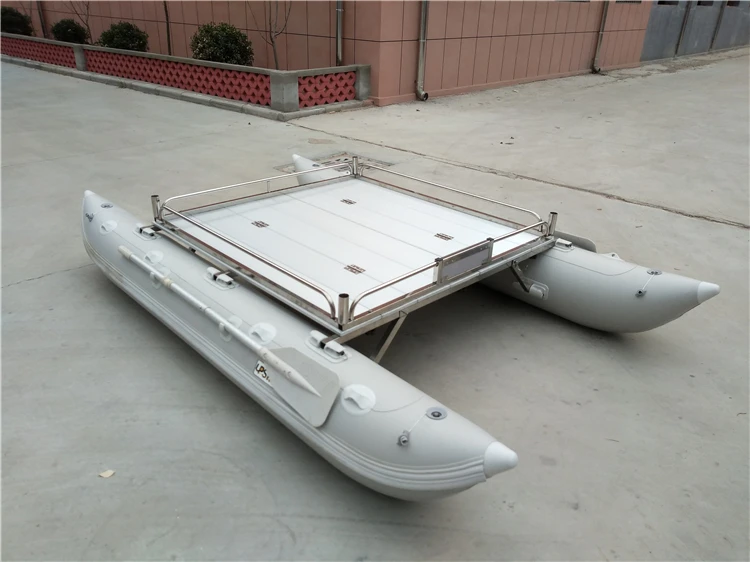 Hot Sale 1/2/4 Person Inflatable Catamaran Boat Fishing Boat