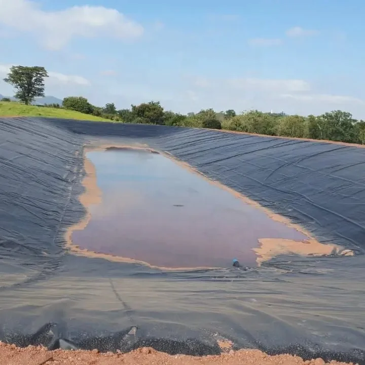 0 5 мм 1 2 hdpe гидроизоляционный лист ASTM анти-просачивающаяся мембрана брезент геомембрана
