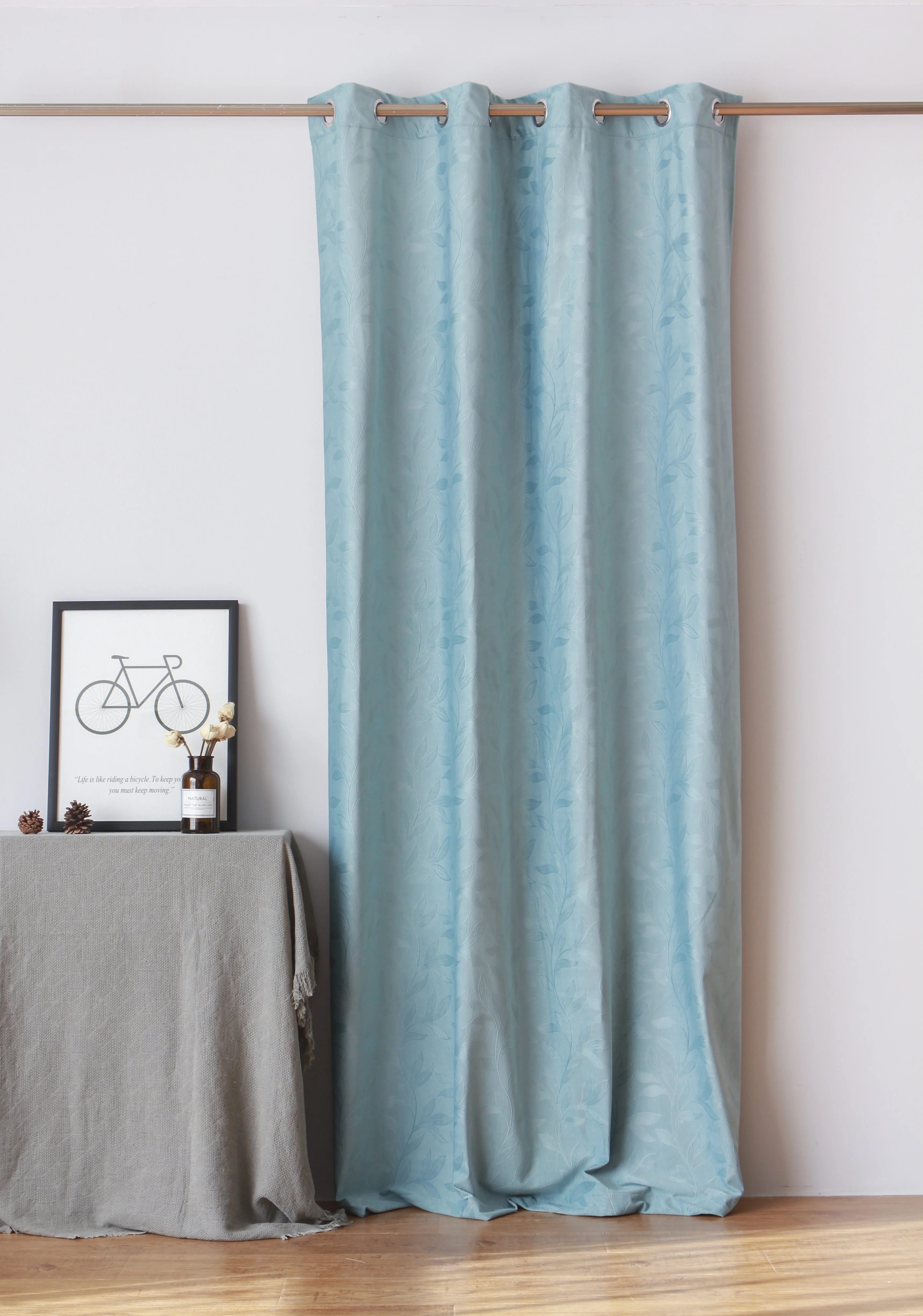 New Design Privacy Protection One Side Shiny Polyester Jacquard Embossed Blackout Curtain Fabric