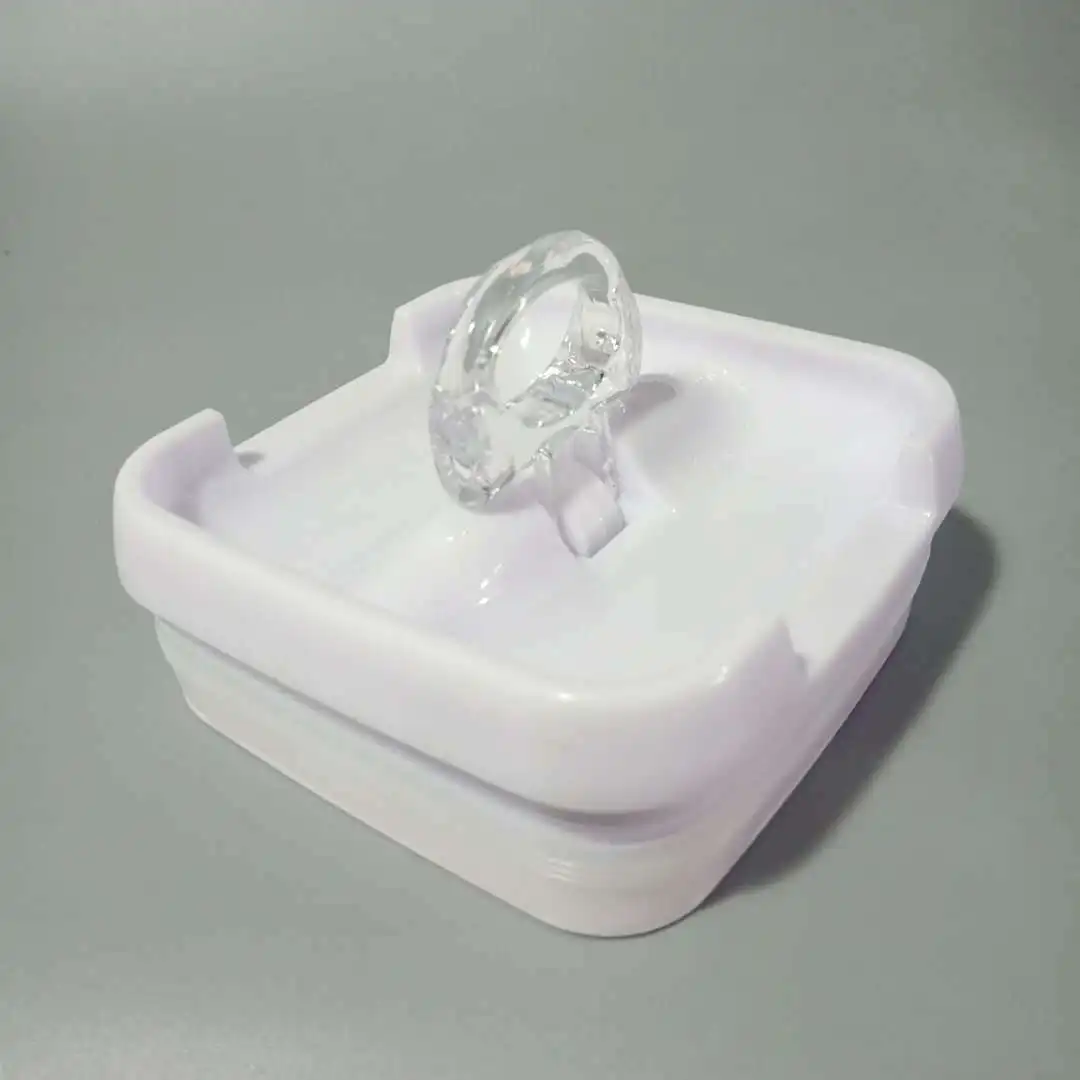 Modern 4-Piece BPA Free Airtight Plastic Cereal Containers EasyLock Lids for Dry Food Packaging Eco-Friendly Design