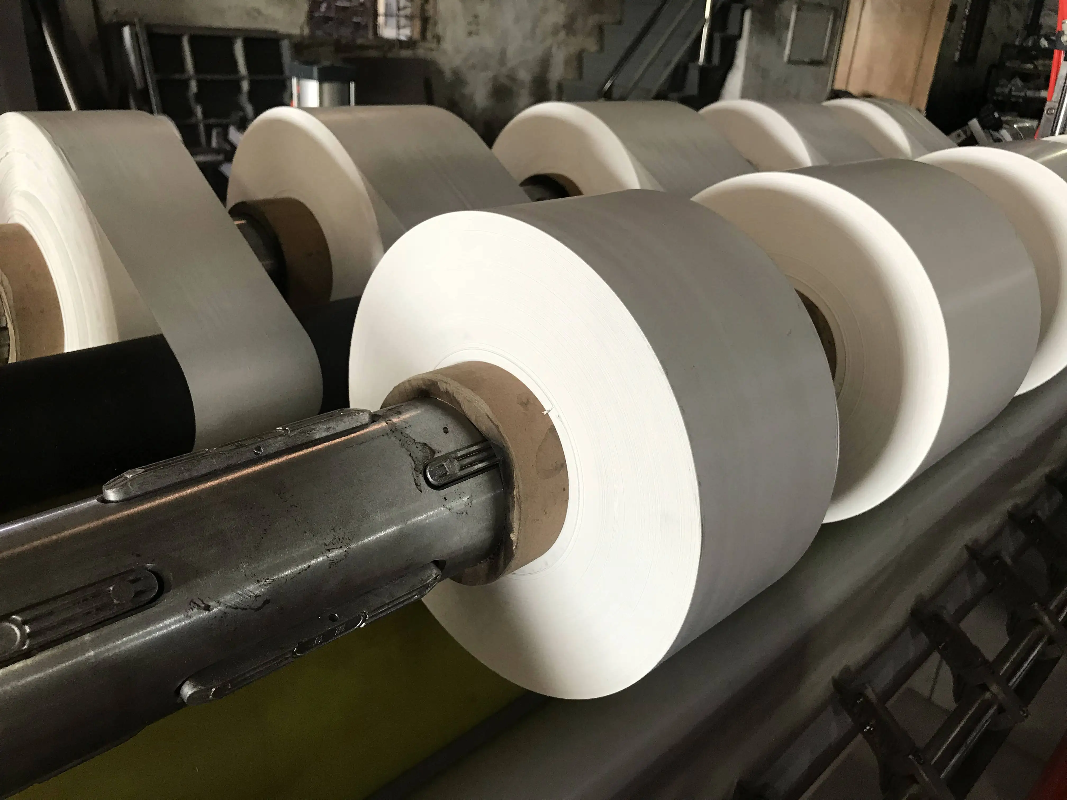 Customizable Jumbo Paper Film Roll Cutter Slitter Rewinder Cutting Rewinding Slitting Machine