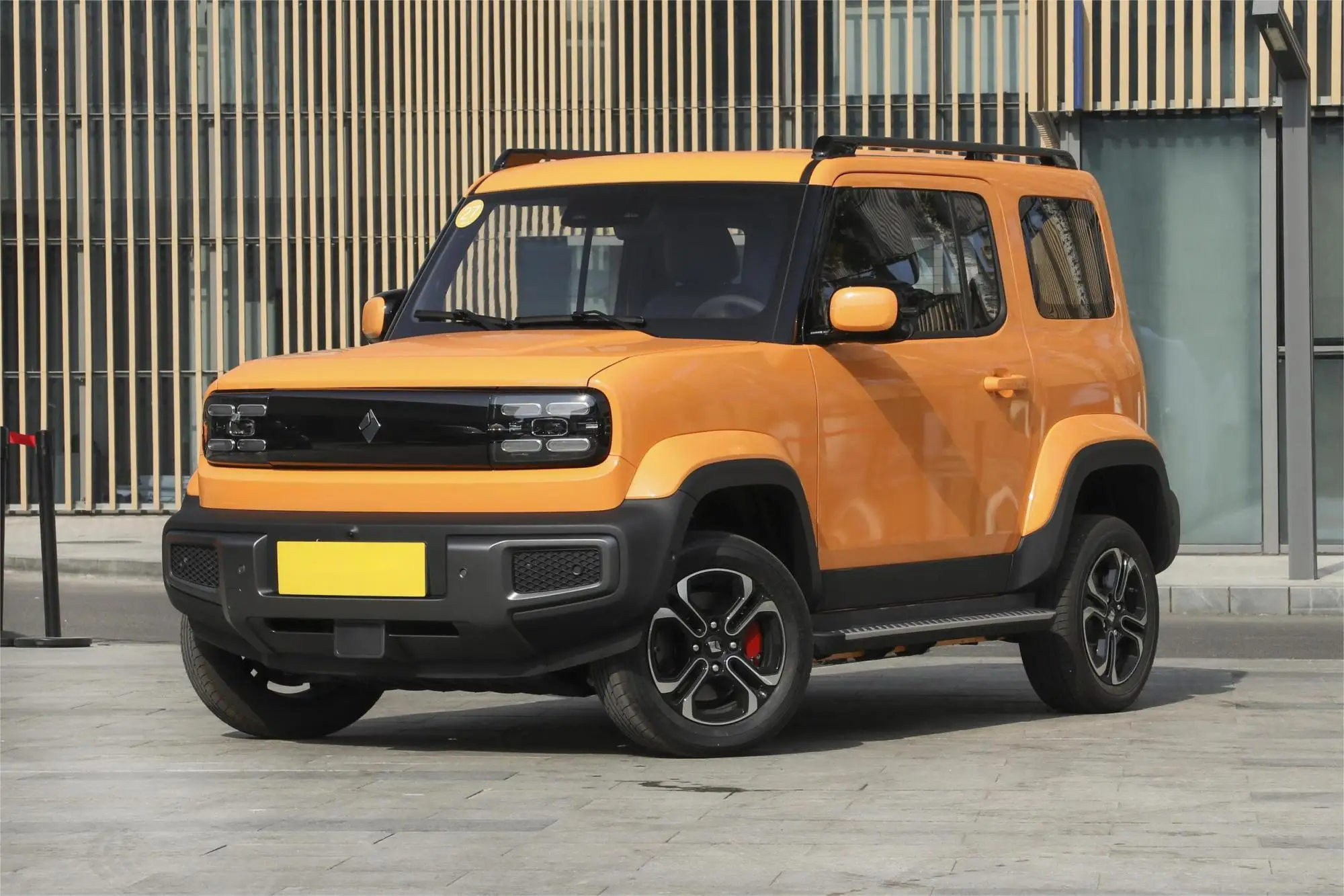 2023 wuling New Listed Electric Car 3 doors 4 seats MINI Ev car 100km/h Speed MINI SUV wuling Baojun Yep