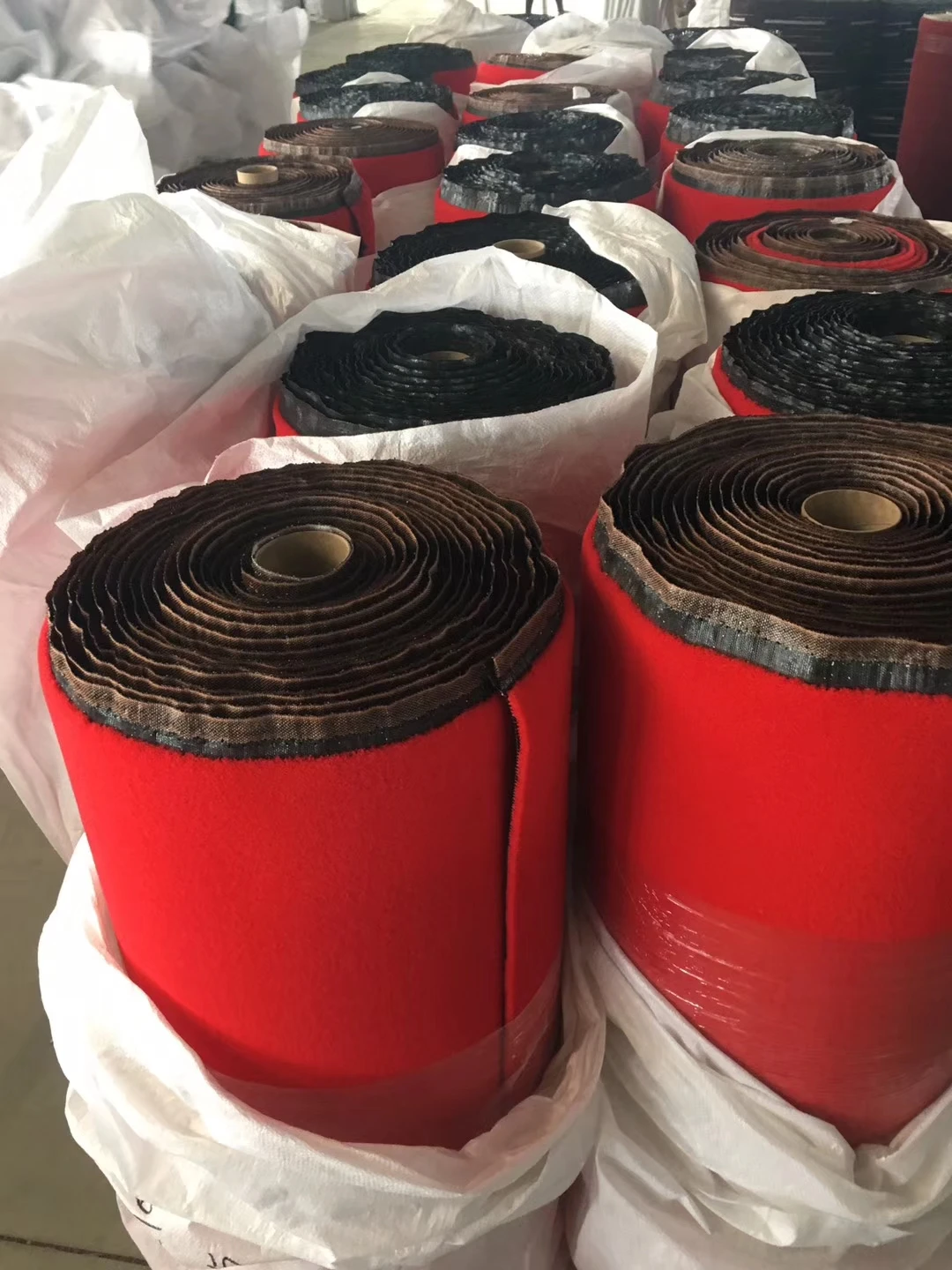 Popular New Designs PVC PU Synthetic Vinyl Sponge Leather for Sofa / Upholstery / Furniture / Decoration