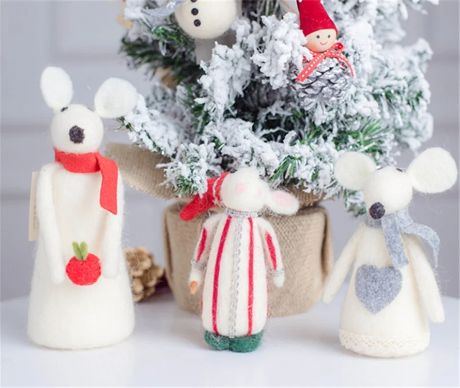 Factory supplier needle felted plush Christmas mouse scarf Christmas mouse