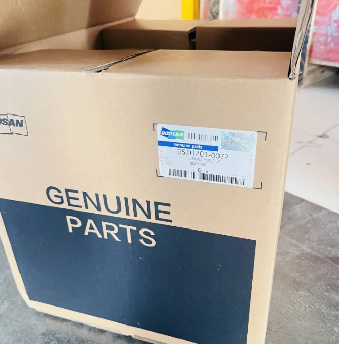 Doosan Bo bcat 65.01201-0072 DE12 Engine Parts Hyundai Excavator parts Engine Original Cylinder Liner 65.01201-0072A