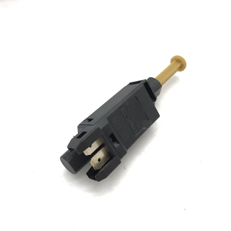 Car Auto Parts Clutch Switch Assy for Chery Fengyun2 Tiggo5 Tiggo M1 OE A13-3720050