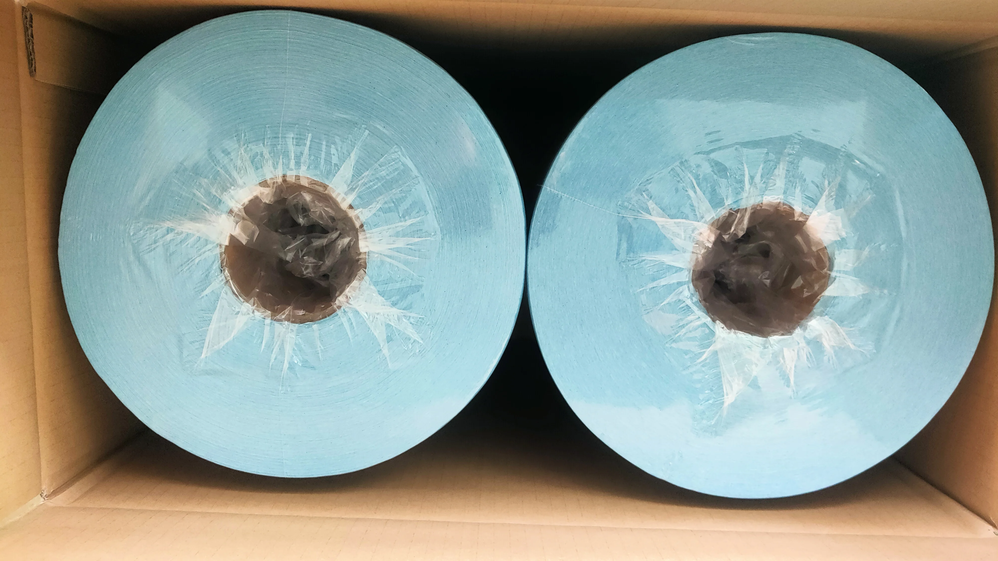 Woodpulp polyester Nonwoven roll Industrial wipes machine or car multi-purpose  cleaning wipes