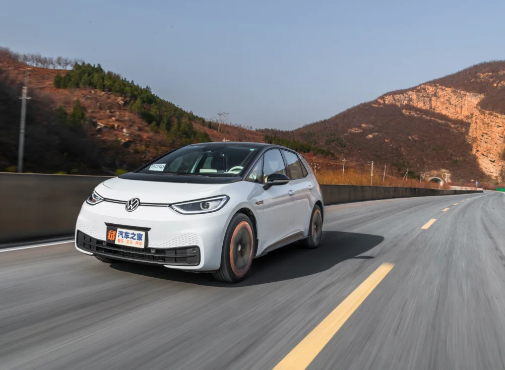 vehicle electric menlo auto usate  vw id.3 freon automotive  vehicles elettric car used porsche byd yuan plus baic ex360