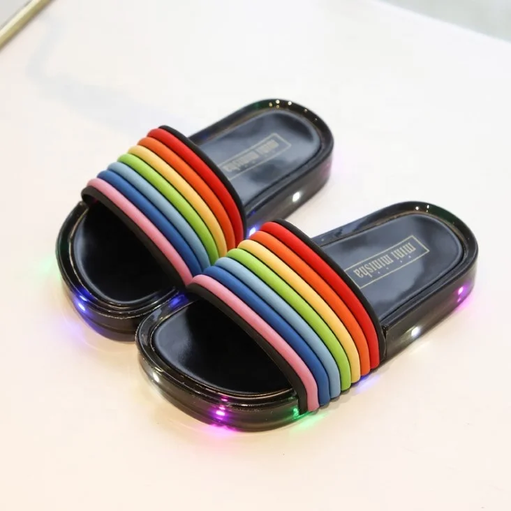 Factory Direct Wholesale Light Up Kids Led Slipper Soft Bottom Rainbow House Summer Slippers For Kids Girls