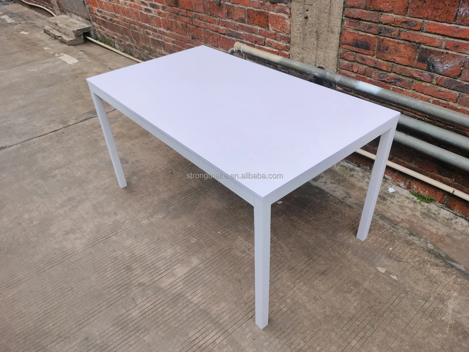 Nordic 4 Seater Metal Legs Dinning Room Furniture Kitchen Island Modern Wooden Top High Gloss MDF Dining Table