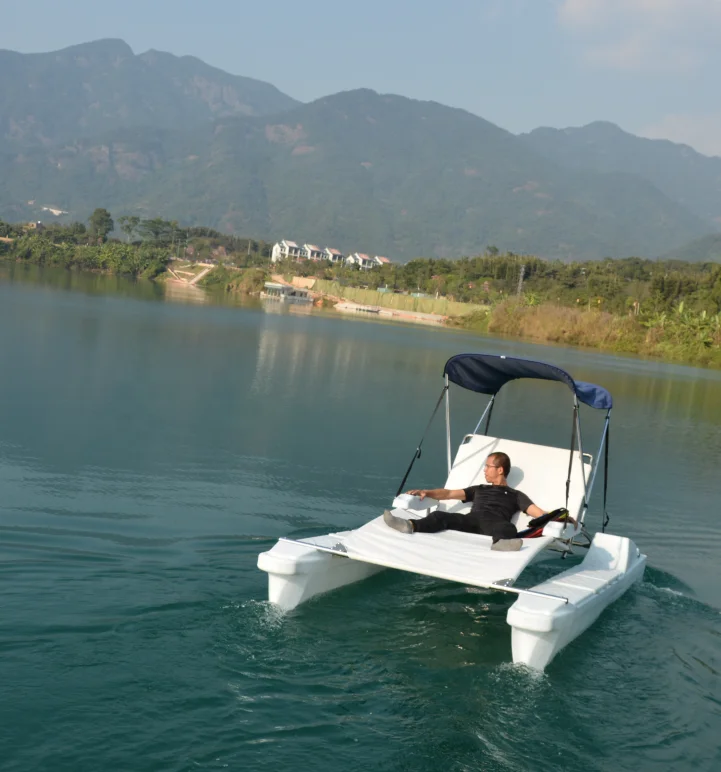 Water Fun Sports Equipment Eco Friendly Electrically Powered Catamaran.Boat