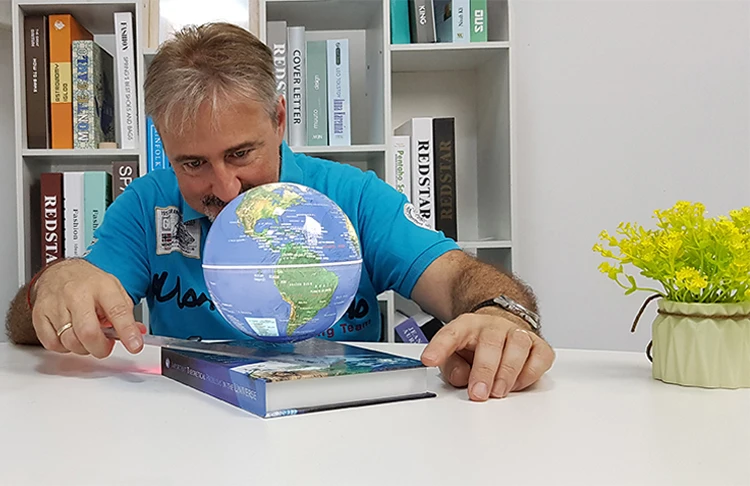 Book base Magnetic Levitation Floating 14cm 6 Inch Educational plastic Rotating World Globe Manufacturing In Whole Sale Price