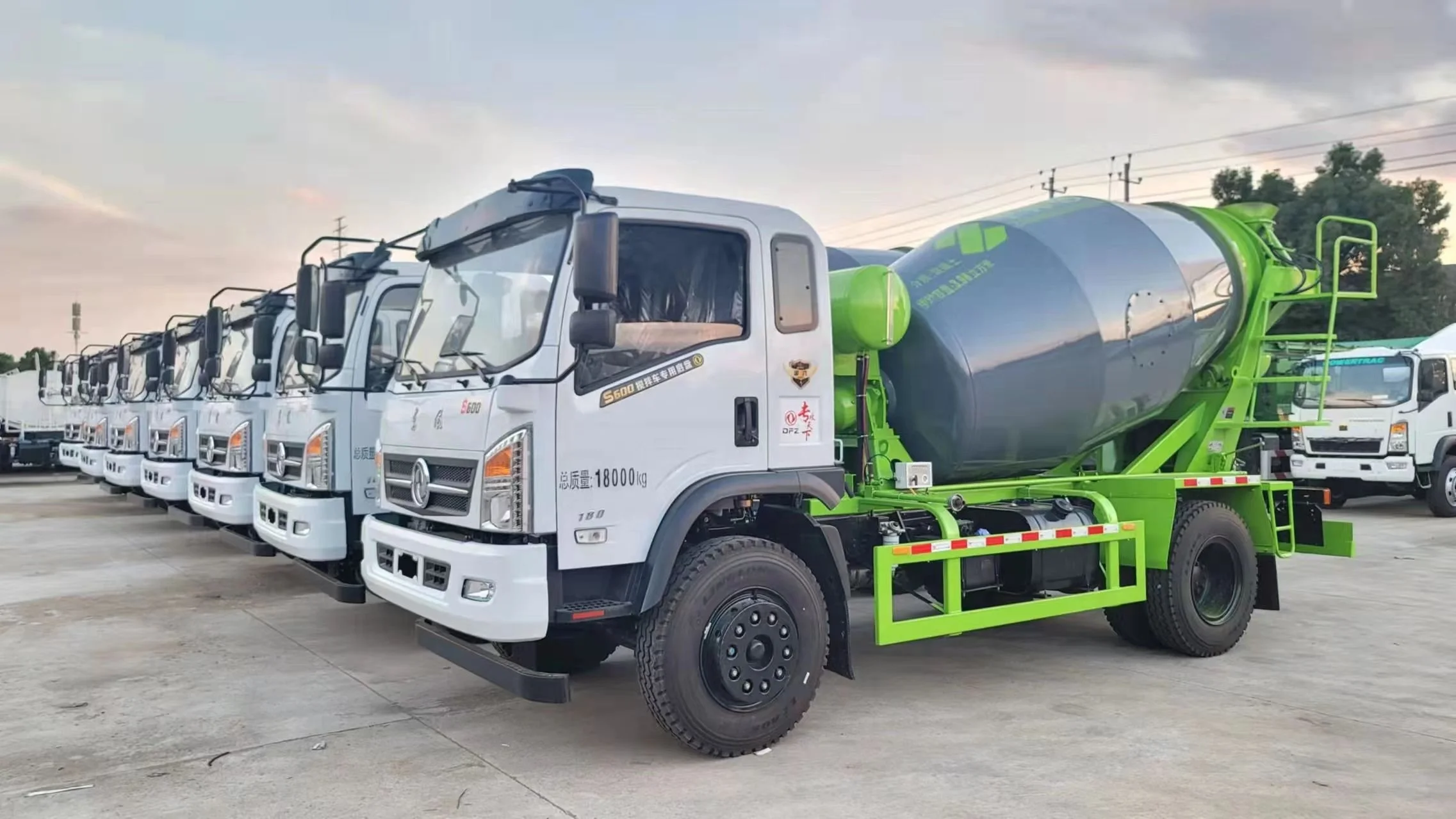 Brand new concrete mixing truck 4m3 5 cubic meters cheap concrete mixer truck sale