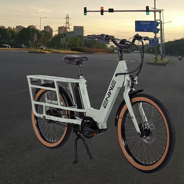 E-Bike с удобным дизайном и диапазоном 80 км идеально подходит для всех ваших потребностей в езде
