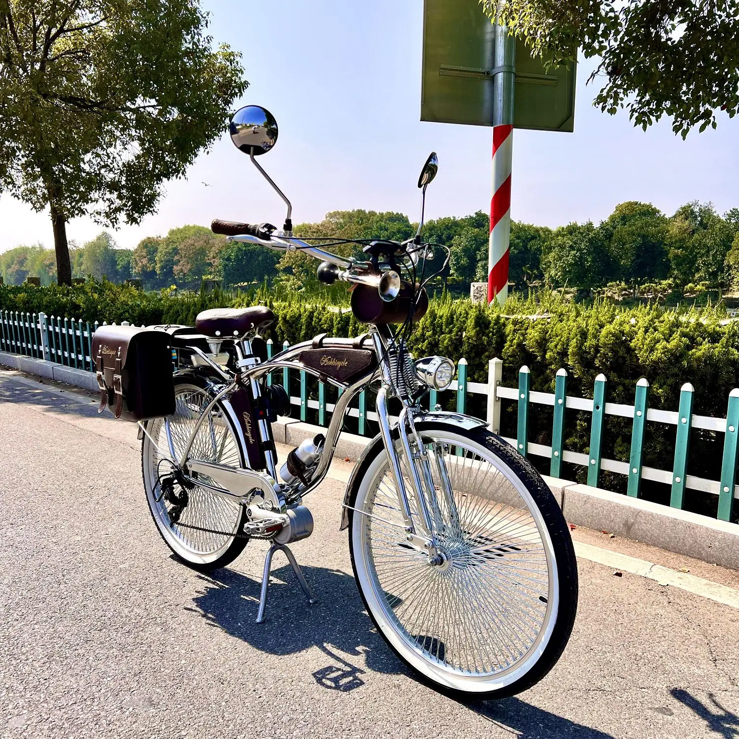 26 Inch Electric 36v 250W Motor Indian Spring Fork Chrome Beach Cruiser Bike  Shimano 7 Speed Classic Bicycle in Store