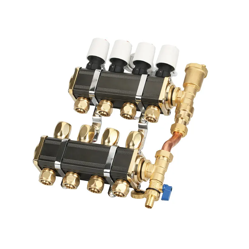 Латунный светящийся под полом нагревательный коллектор в части системы отопления пола