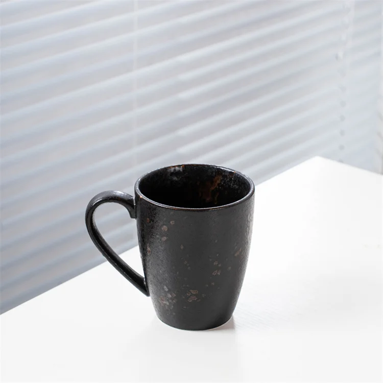 Retro Customized Logo Stoneware Restaurant Catering Round Steak Plates Black Ceramic Dinner Set for Hotel