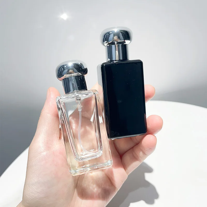Zumaron 30ml Luxury Custom Perfume Spray Bottle Square Bayonet Empty Glass Bottle Cosmetic Use Hot Stamping Surface Handling