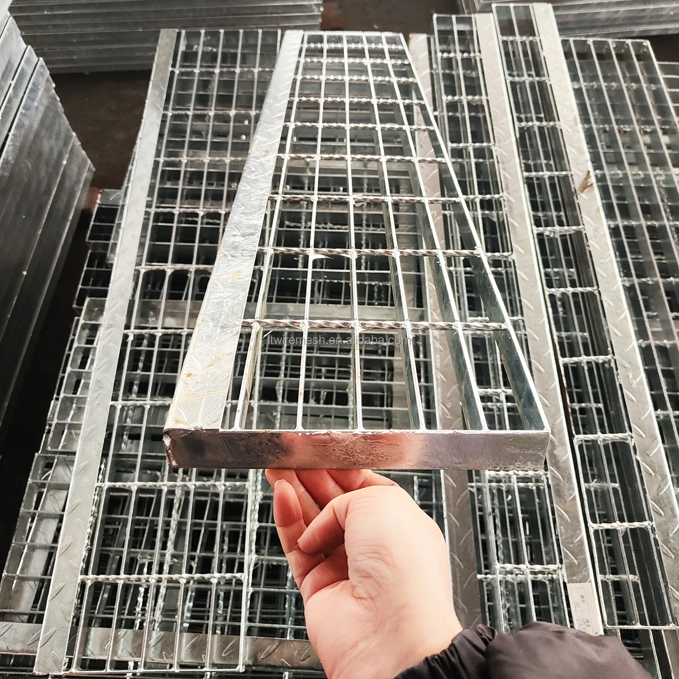 steel grating (27).jpg