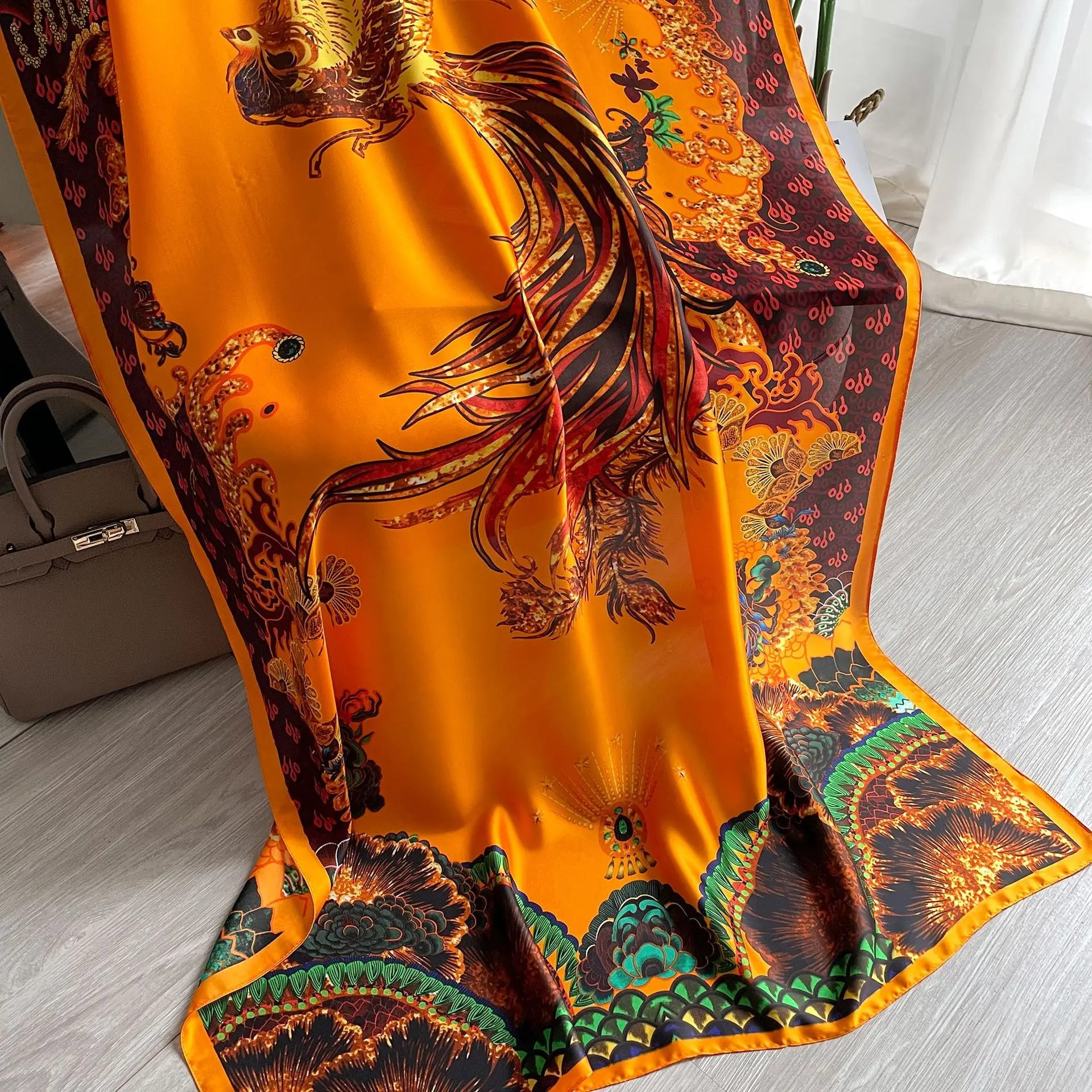 New Arrival Fashion Islamic Muslim Black Golden Silk Printed Head Wraps Shawls Luxury Long Heavy Silk Hijab Arabic Scarves
