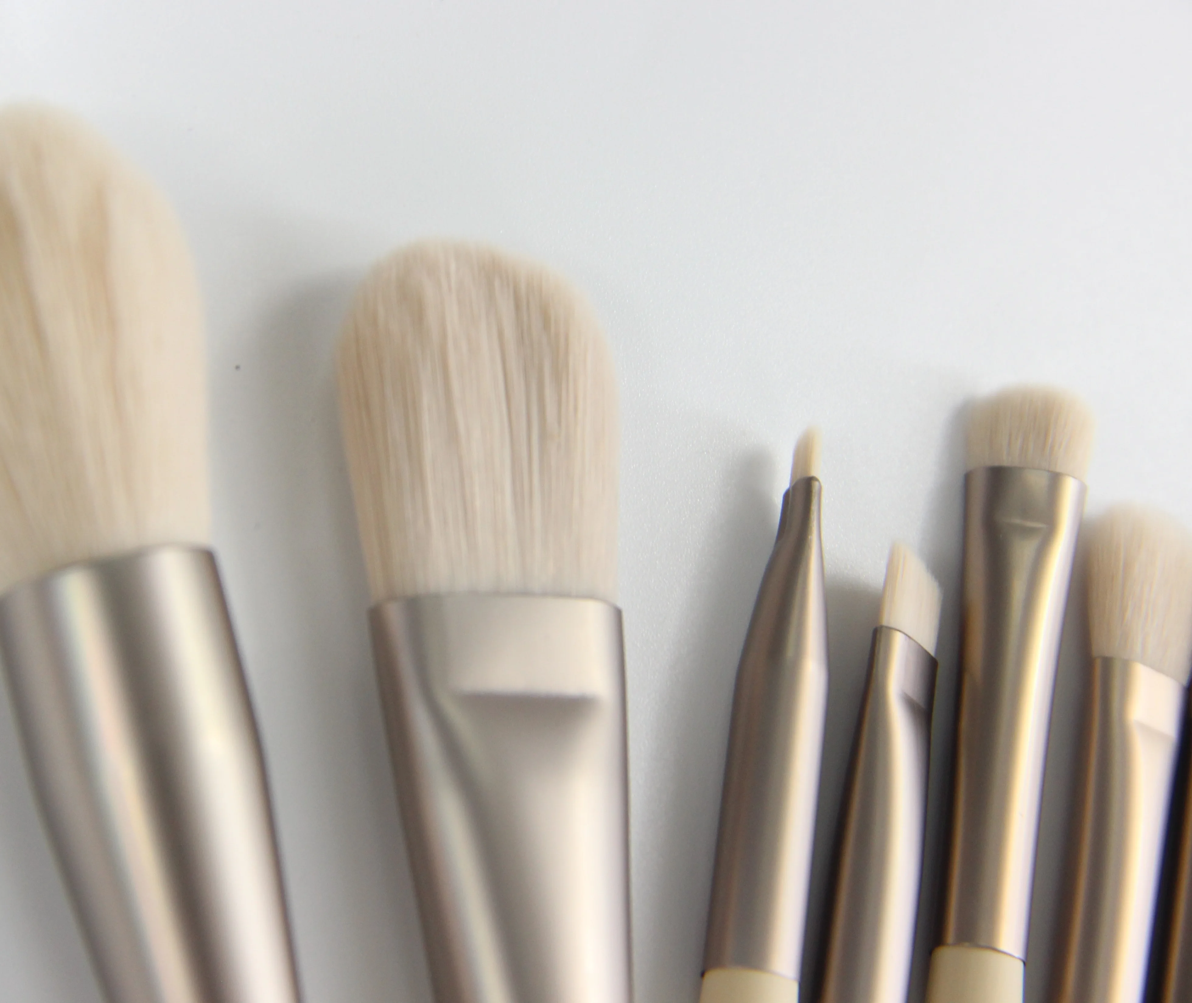 2021 NEW DESIGN cosmetics brushes Free Sample rose gold black Handle Makeup Brush Set Custom Logo Make Up Brushes