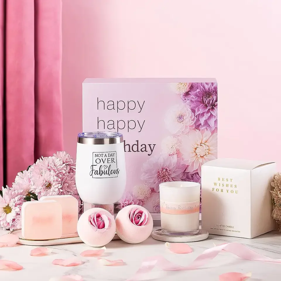 Wholesale Birthday gift baskets for women personalized handmade pink Rose Bath spa gift set 2023 New stock bridesmaid gift