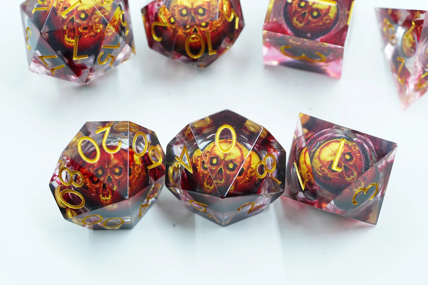 Skull Liquid Core Resin Dice Set d&d Blood Color Polyhedral RPG Liquid core Dice Full Set 7 pcs