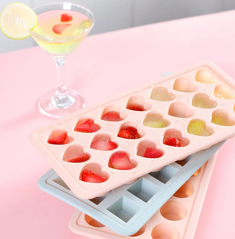 Creative ice tray heart shaped ice cube mould household square plastic silicone with lid wholesale