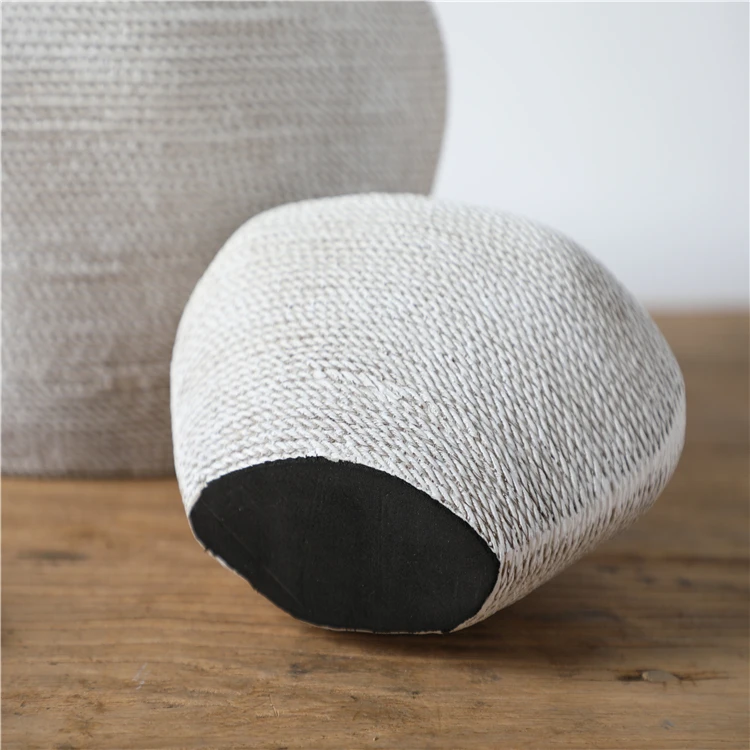 Best selling luxury embossed craft flower resin vase for home decoration