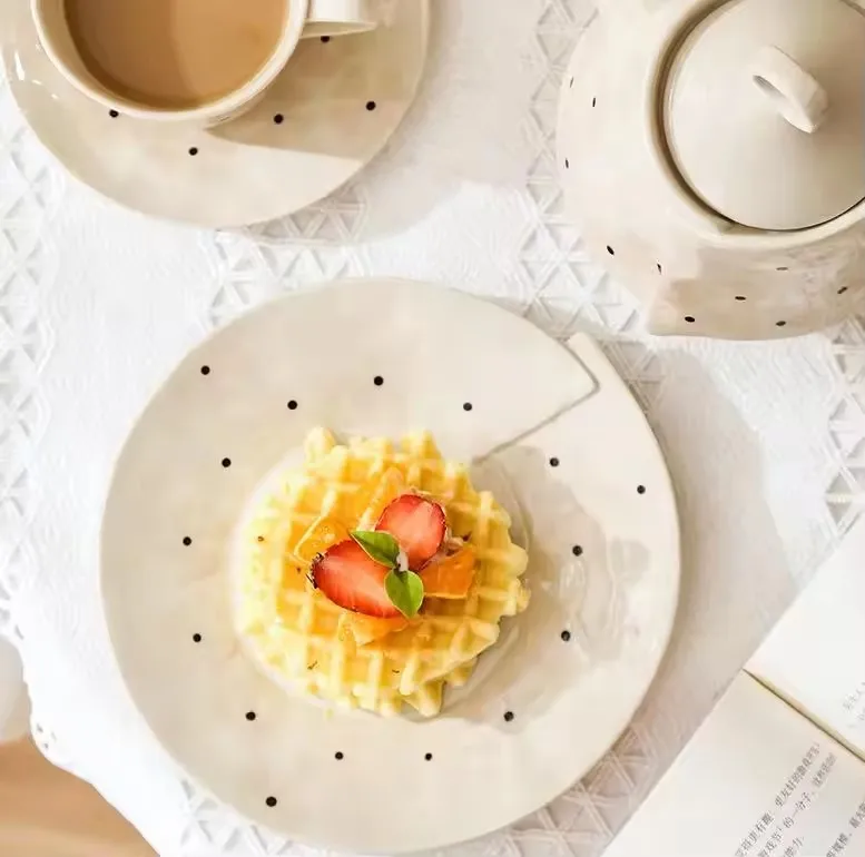 Custom Pots Bronzing Pattern Luxury Porcelain Mugs Kettles Set Tray Ceramic Coffee Cup Tea Cups & Saucers