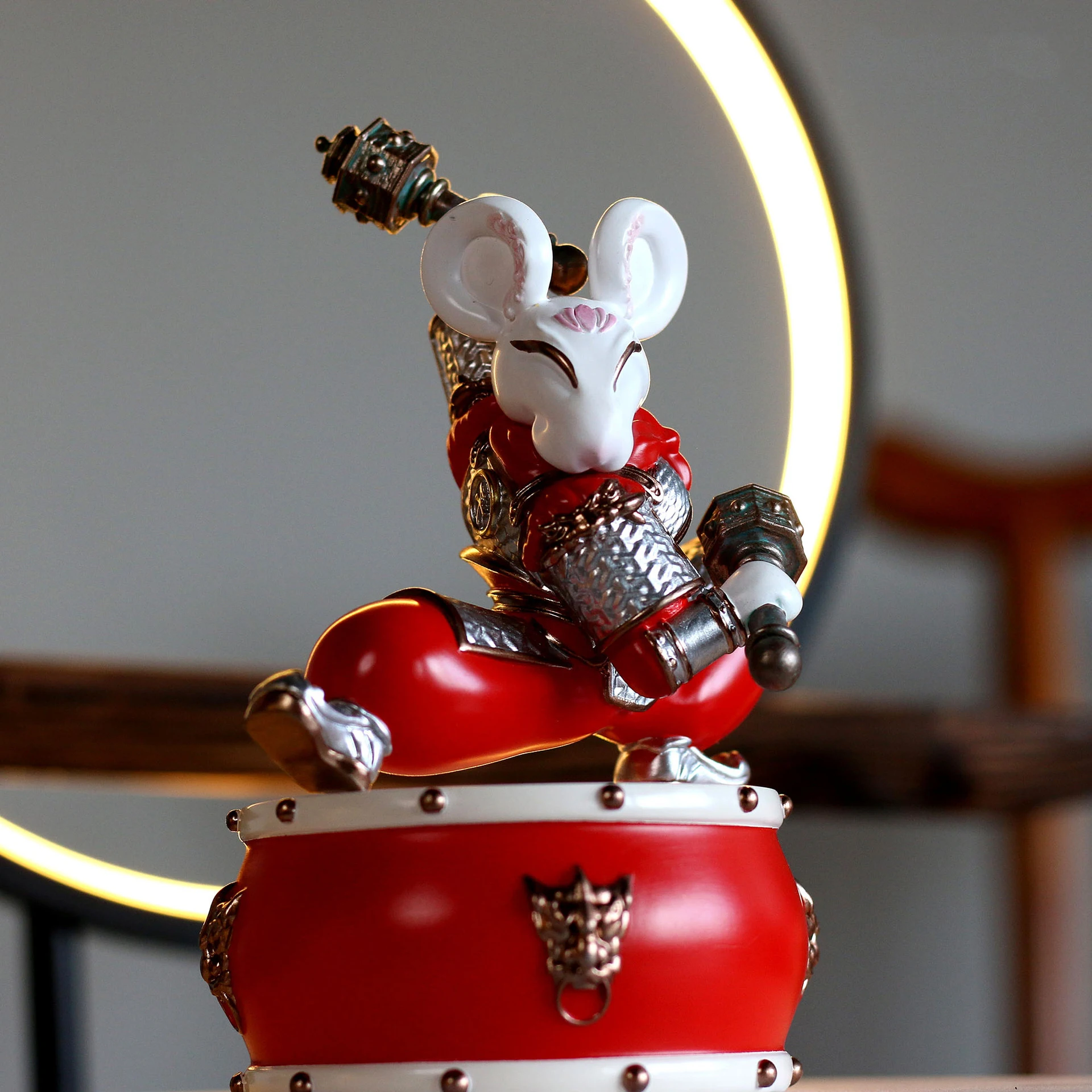 
Time Slow Amazon Resin Crafts Home Decoration Gifts Living Room Decor Armor Mascot Mouse Rat Drum Model With Light Ornaments 