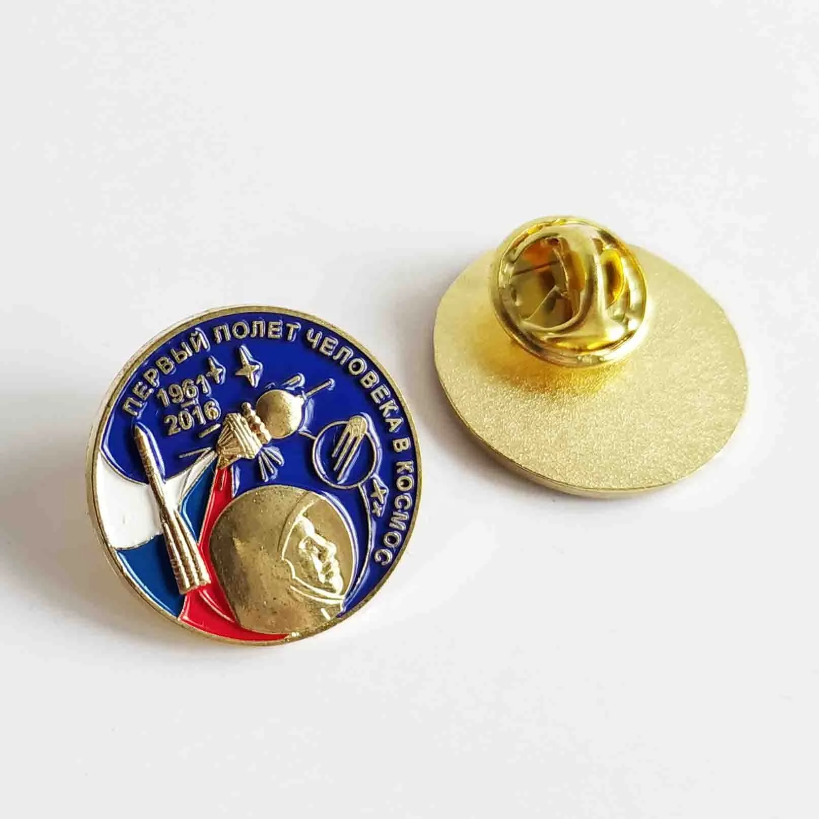 Factory Price Customized Russian Badge 3d Soft Enamel Soviet Badge