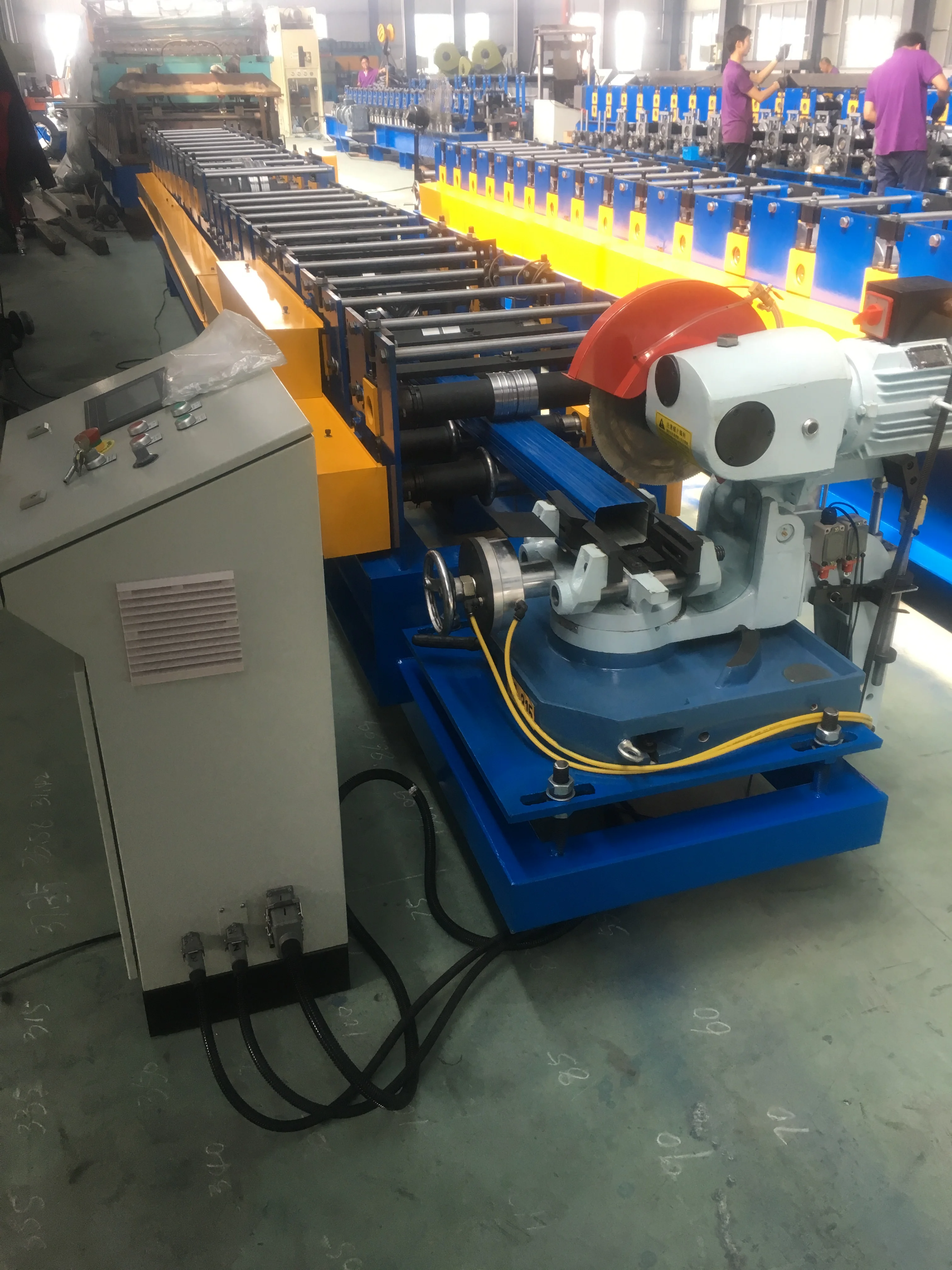Square aluminum downspout  Water Down Pipe Forming Machine water gutter rolling forming machine For Building structures