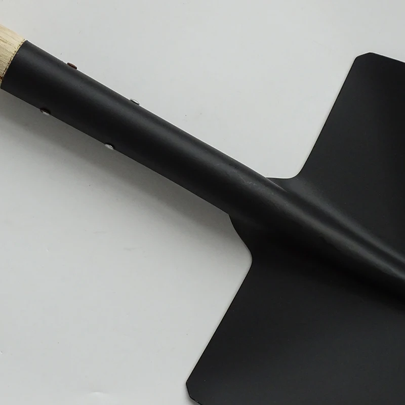 High quality agricultural tools carbon steel round point  shovels and wooden handle spade
