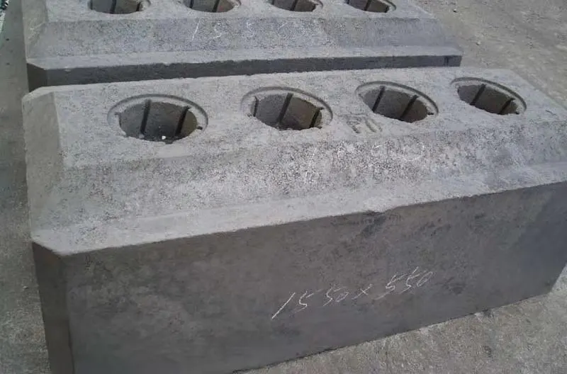 Artificial anode carbon block