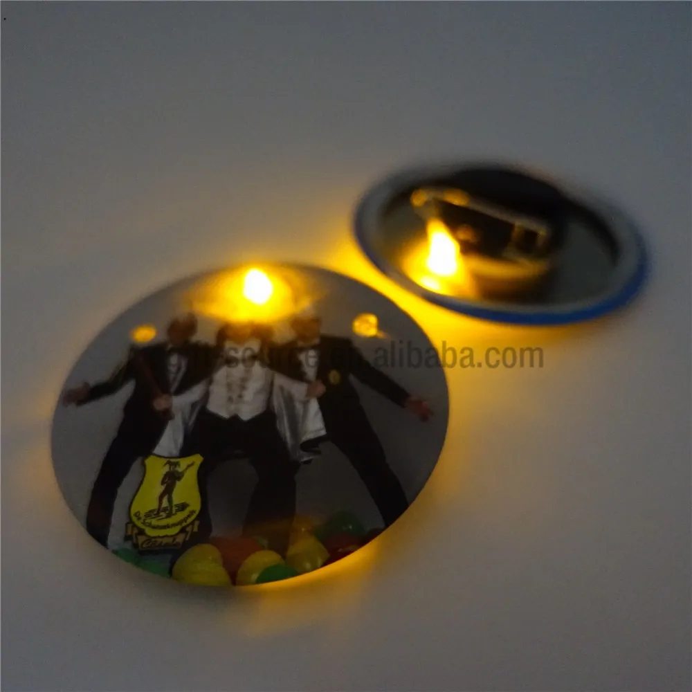 Factory custom programmable 45mm 55mm flashing led light button electronic name badge